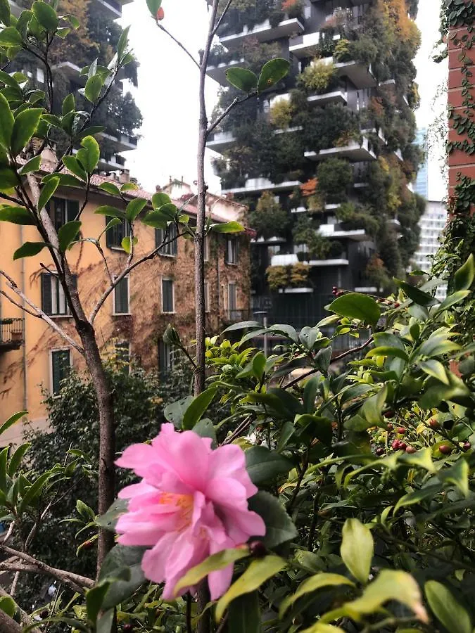 Vivere Milano Isola Milan